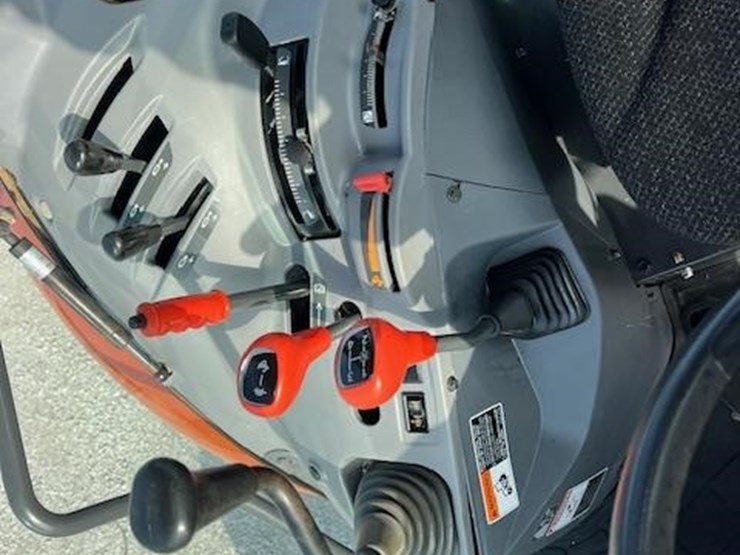 kubota-m5-111d-image-33