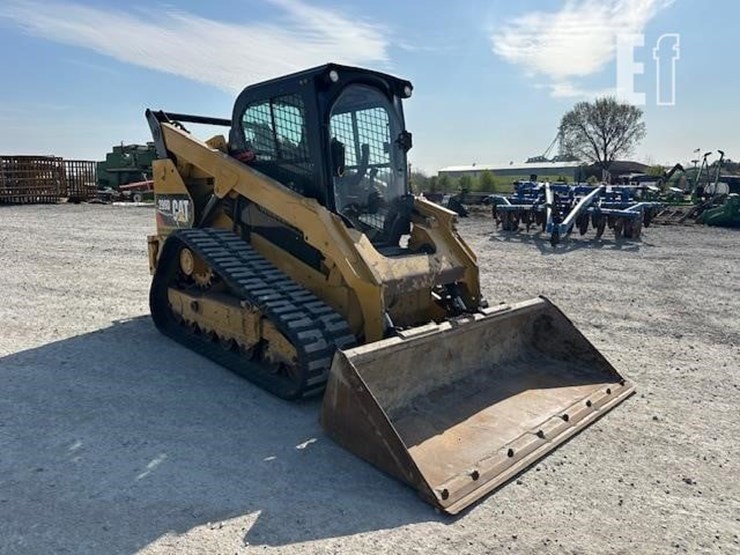 2015-caterpillar-299d-image-7