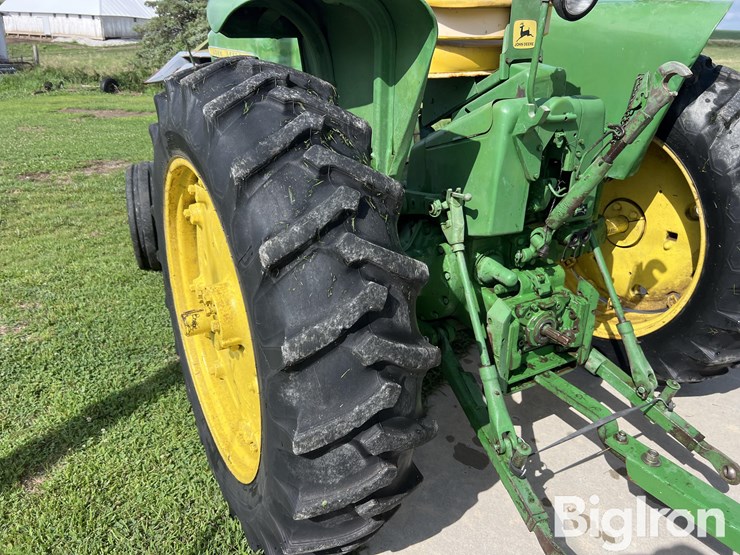 1967-john-deere-3020-image-9