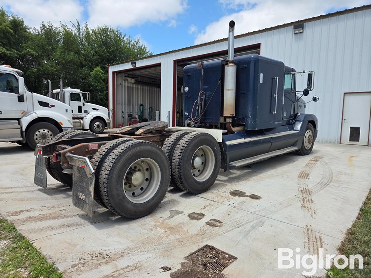 1991-freightliner-fld120-image-5