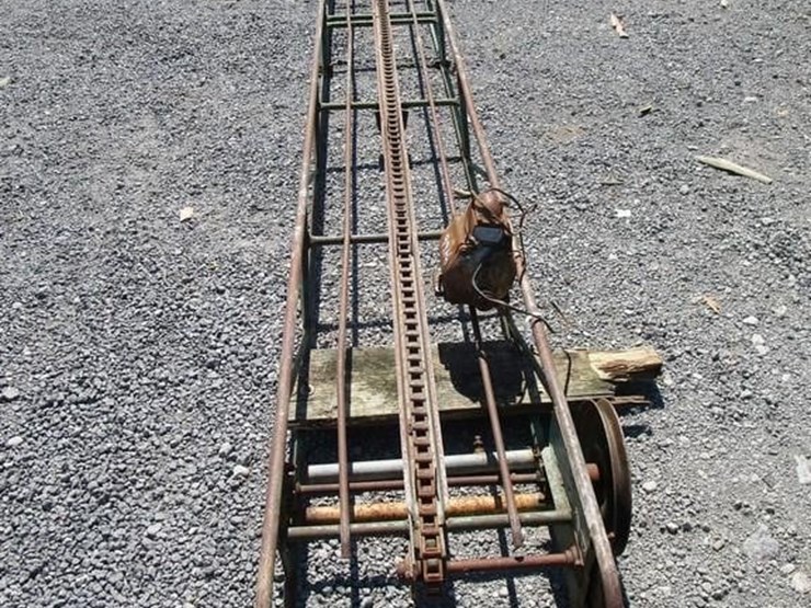 john-deere-16-image-3