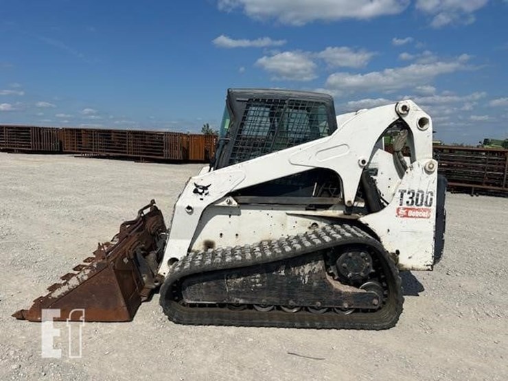 2007-bobcat-t300-image-2