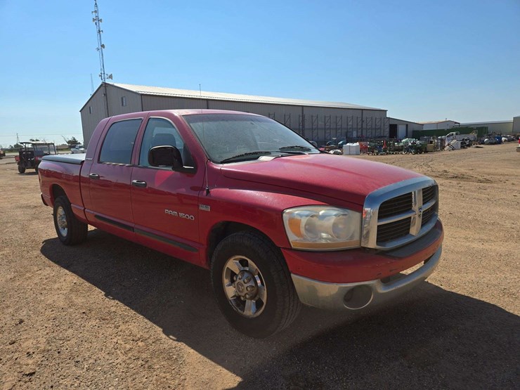2006-dodge-ram-1500-image-2