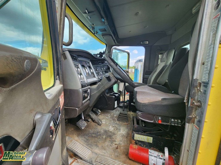 2010-kenworth-t800-image-20