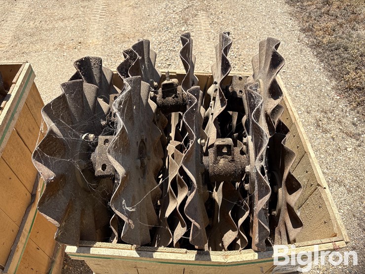 ron’s-mfg-33'-vertical-tillage-coulter-kit-image-12