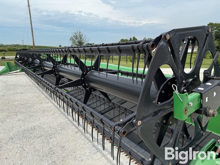 2013-john-deere-635fd-image-10