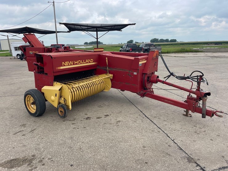 new-holland-311-image-2