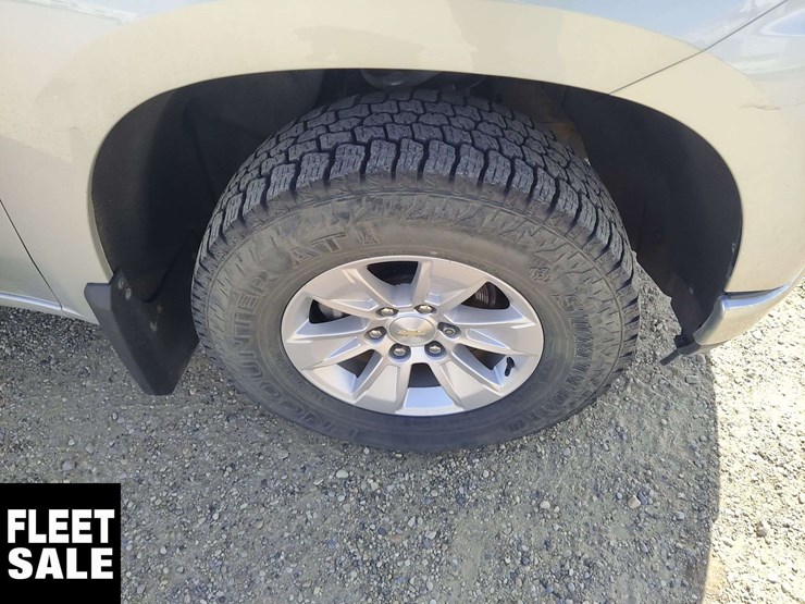 2019-chevrolet-silverado-1500-image-22