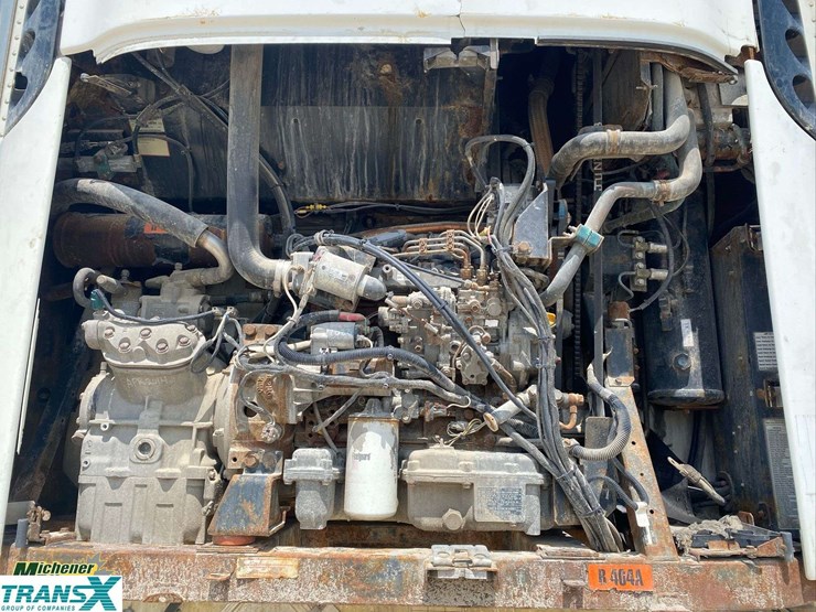 2013-utility-53'-x-102"-image-8