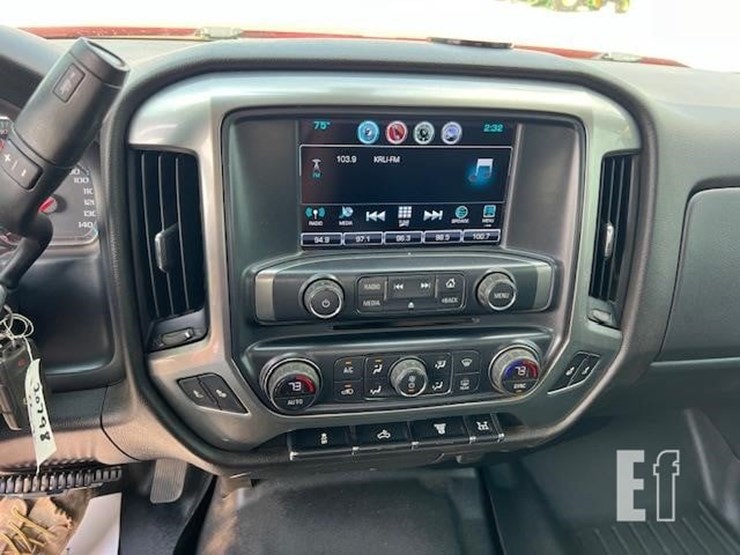 2018-chevrolet-silverado-3500hd-image-43