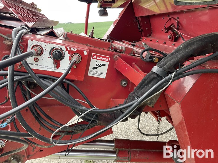 2002-case-ih-2388-image-19