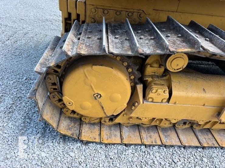 2000-deere-750c-lt-ii-image-16