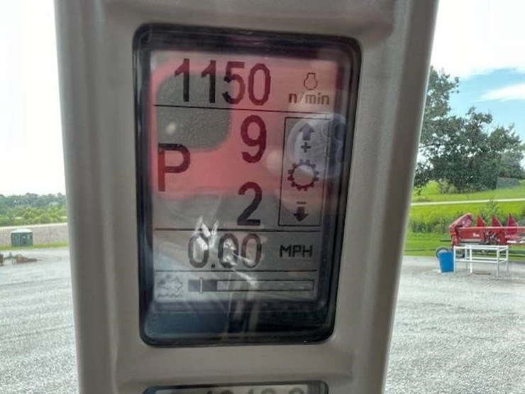 2014-case-ih-magnum-315-image-42