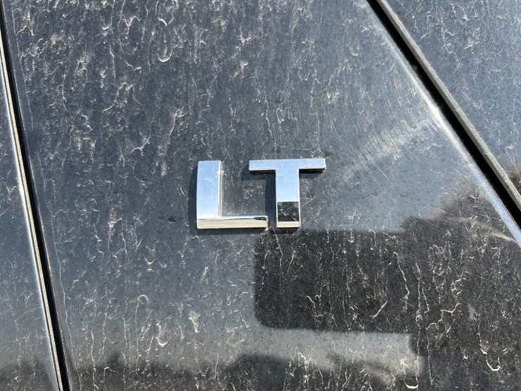 2012-chevrolet-tahoe-lt-image-10
