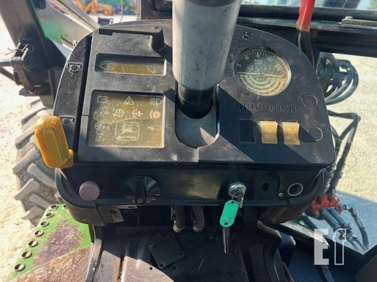 john-deere-2550-image-29