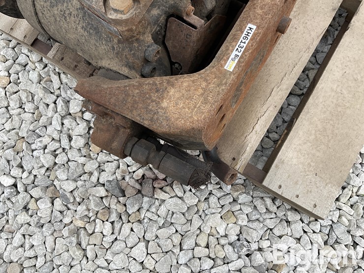 john-deere-s790-image-9