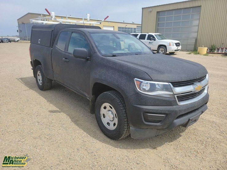 2016-chevrolet-colorado-image-2