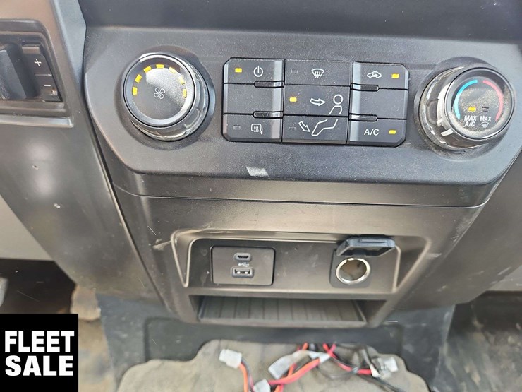 2020-ford-f350-image-14