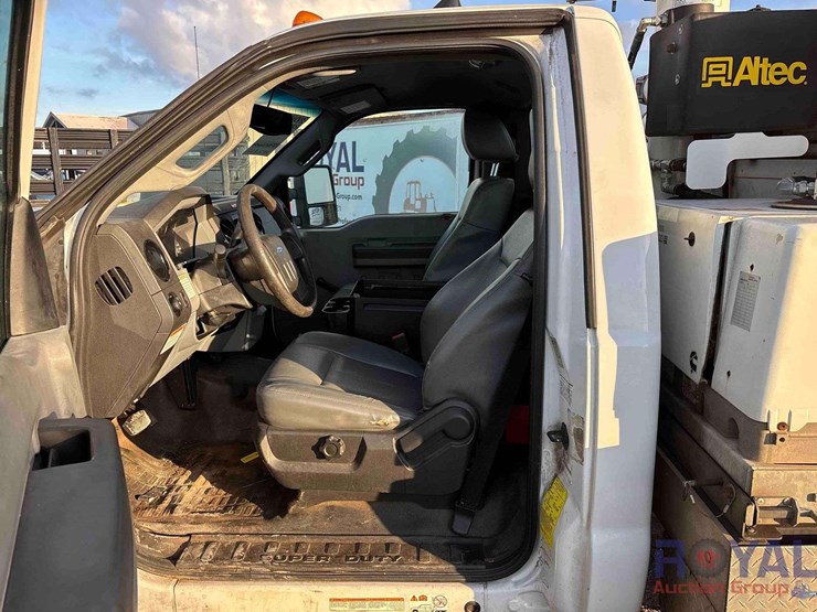 2013-altec-at200a-image-11