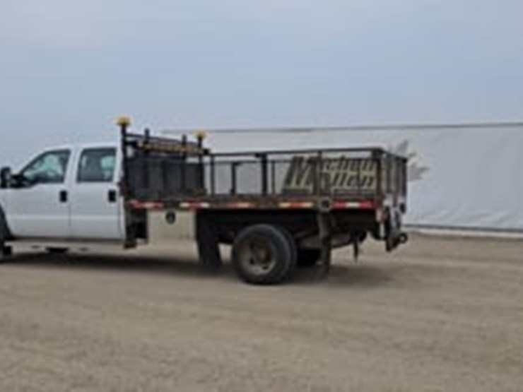 2011-ford-f450-image-5