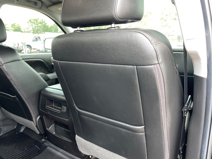 2018-chevrolet-silverado-1500-z71-image-80