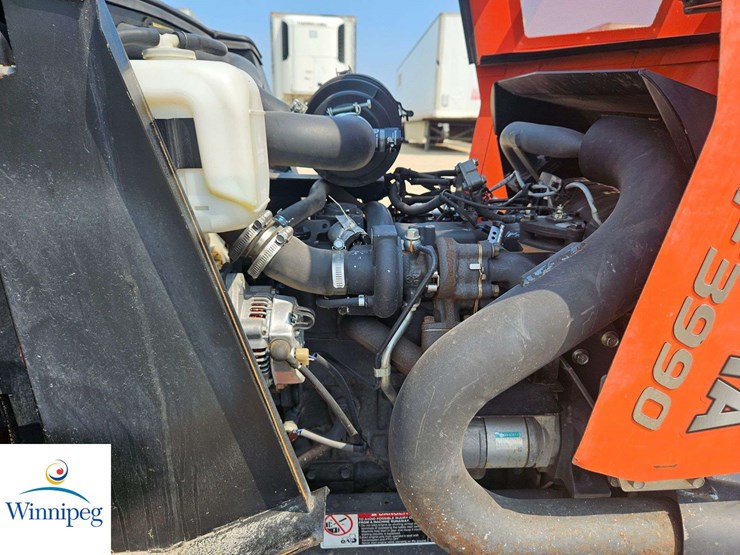 2016-kubota-f3990-image-19