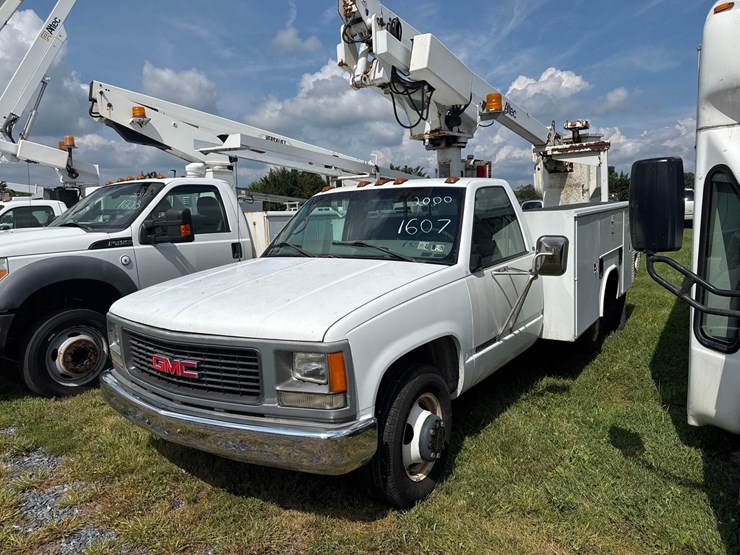 2000-gmc-3500-image-1