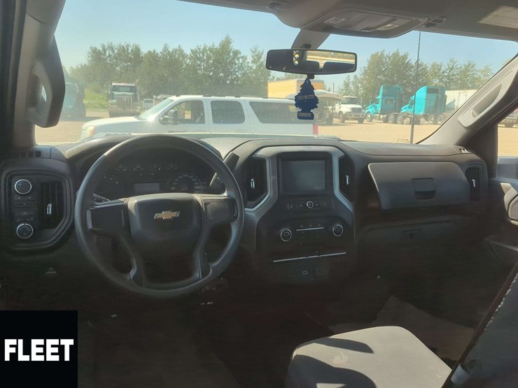 2020-chevrolet-silverado-2500hd-image-9