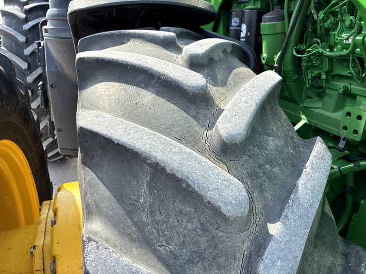 2018-john-deere-8370r-image-52