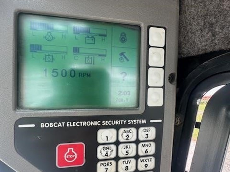 2008-bobcat-t300-image-23