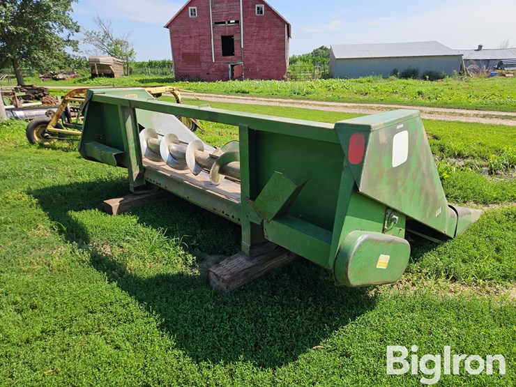 john-deere-444-image-5