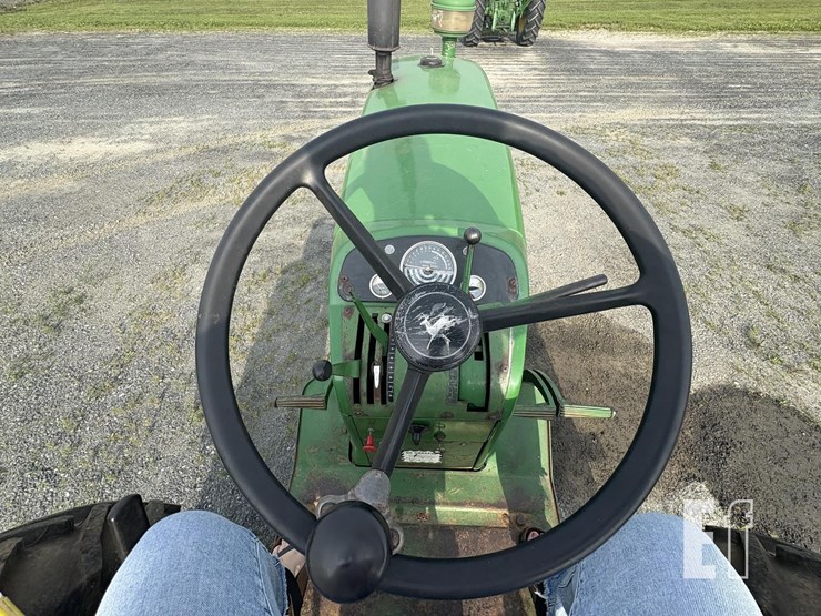 1965-john-deere-2010-image-27