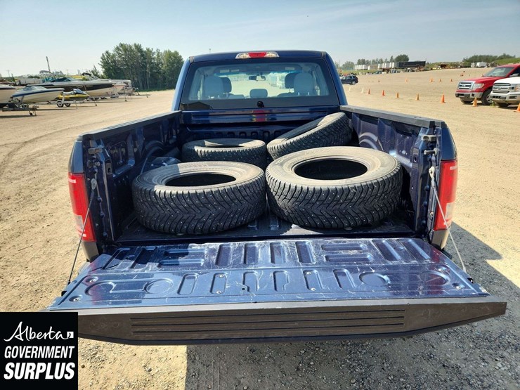 2015-ford-6.5-ft-image-19