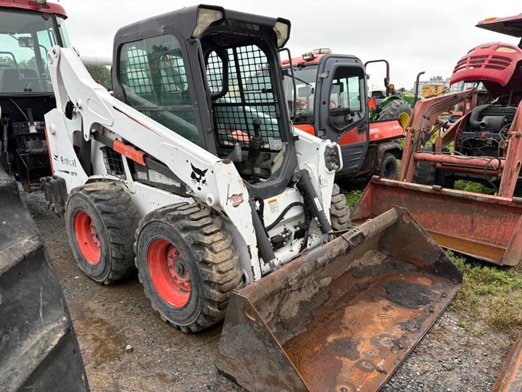 2014-bobcat-s570-image-2