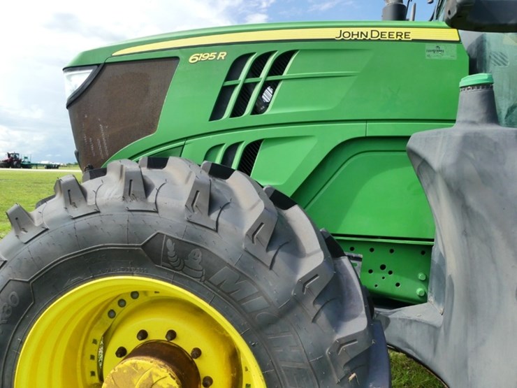 john-deere-6195r-image-8