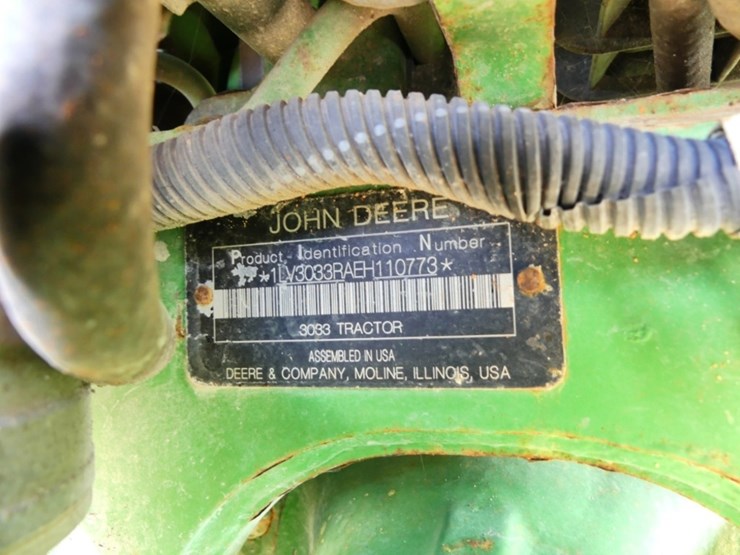 john-deere-3033r-image-16