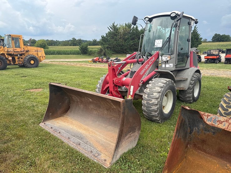 2015-takeuchi-tw65-image-1