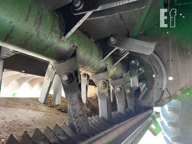 2009-john-deere-9670-sts-image-42