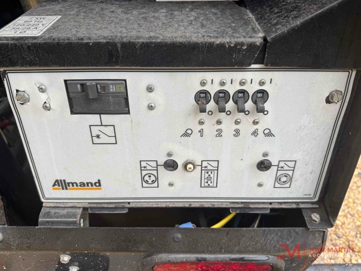 2019-allmand-bros-night-lite-v-series-nlv-image-12