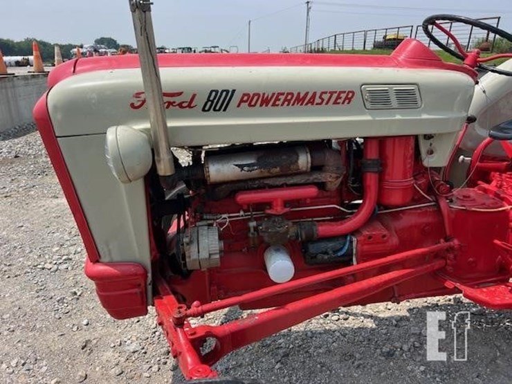 ford-801-image-12