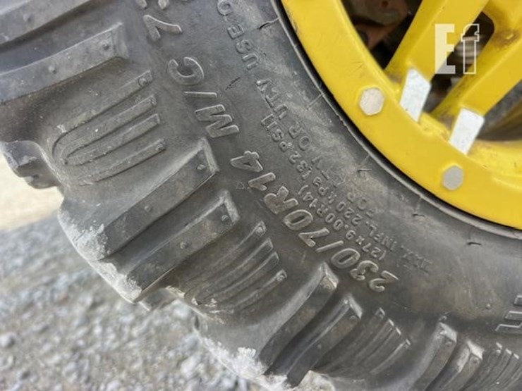 john-deere-gator-xuv-835r-image-11