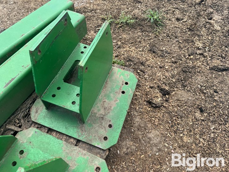 john-deere-8410-image-12