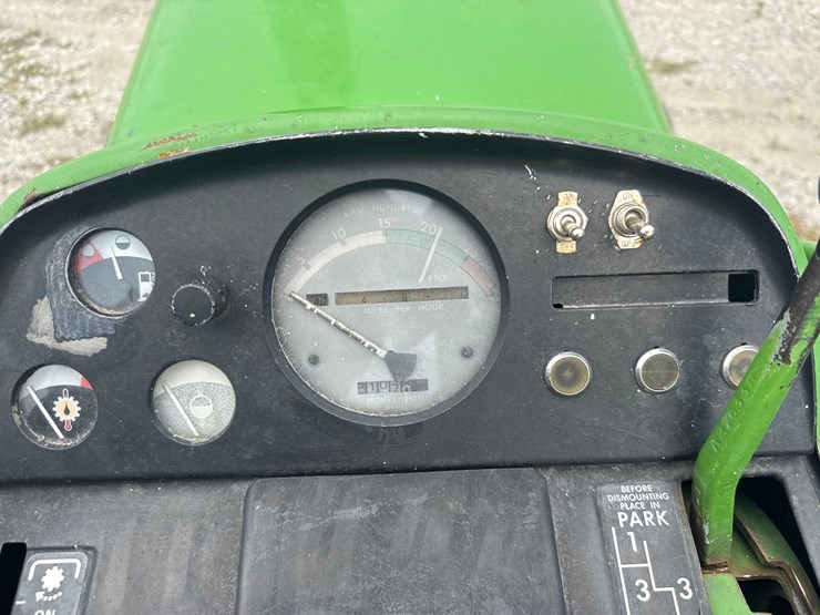 1969-john-deere-3020-image-26