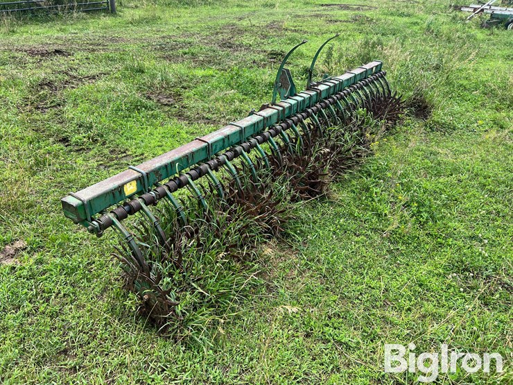 john-deere-400-image-8