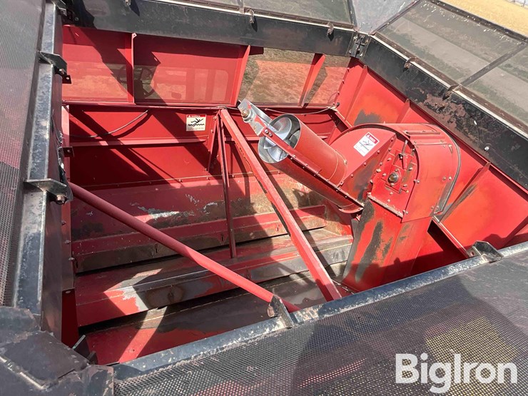 1990-case-ih-1680-image-20