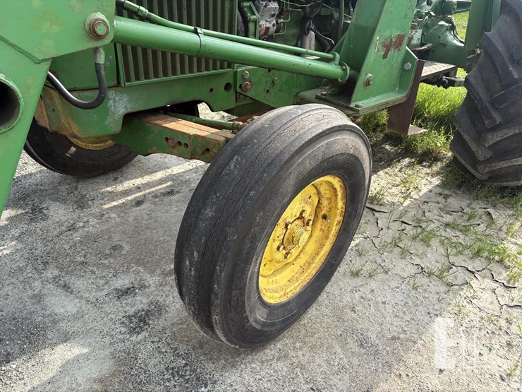 john-deere-2030-image-6