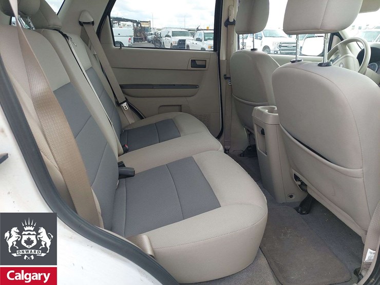 2008-ford-escape-hybrid-image-11
