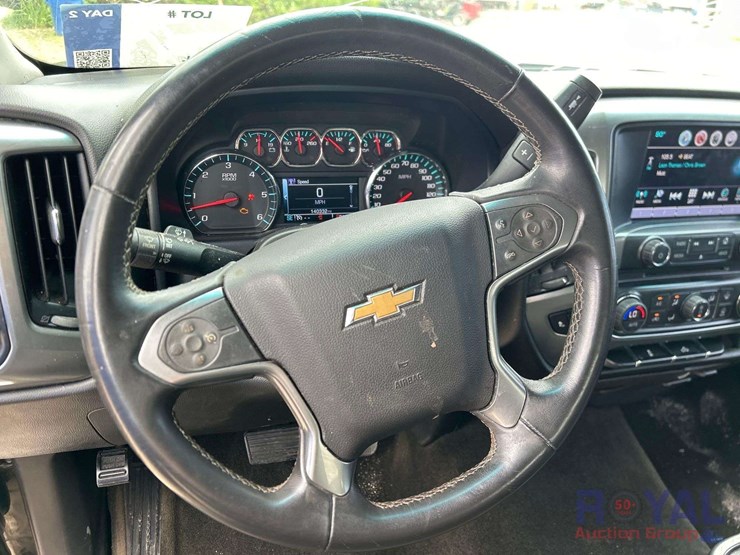 2017-chevrolet-silverado-1500-image-12