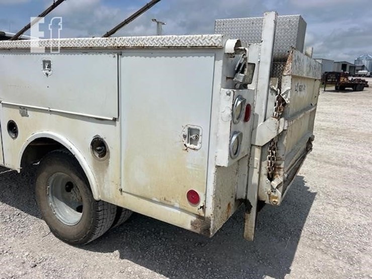 1992-ford-f-super-duty-image-23