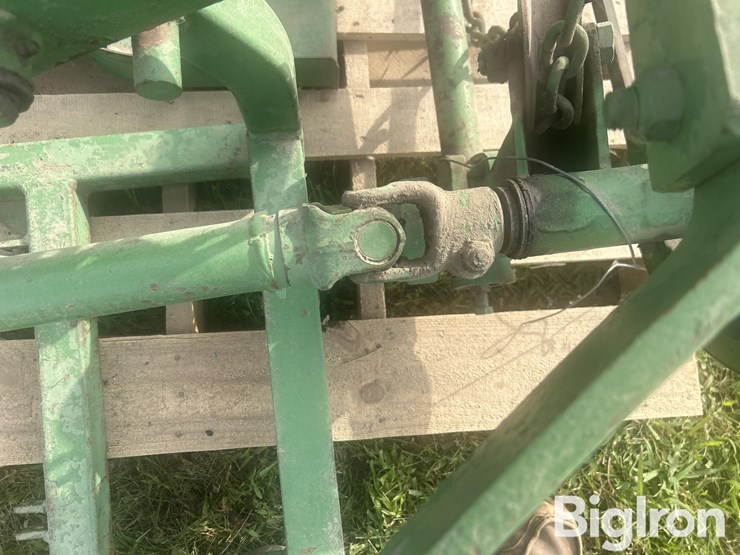 john-deere-350-image-13